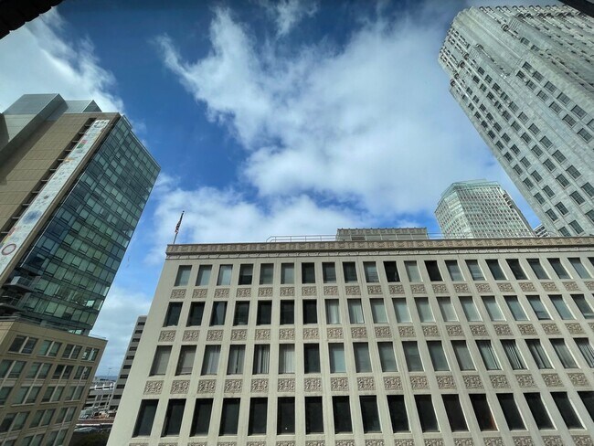 Building Photo - 199 New Montgomery St