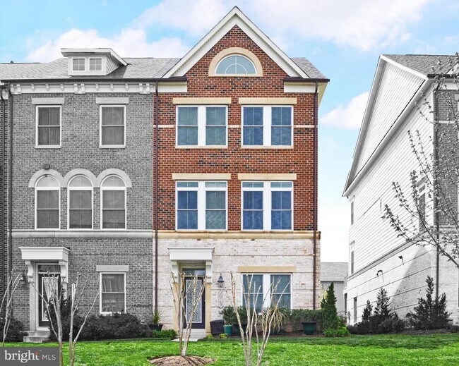 Building Photo - 20769 Duxbury Terrace