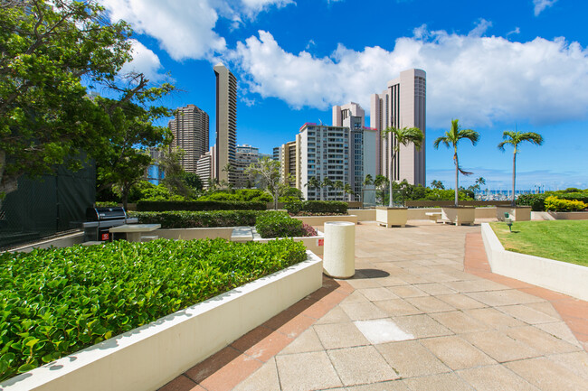 Building Photo - 1650 Ala Moana Blvd