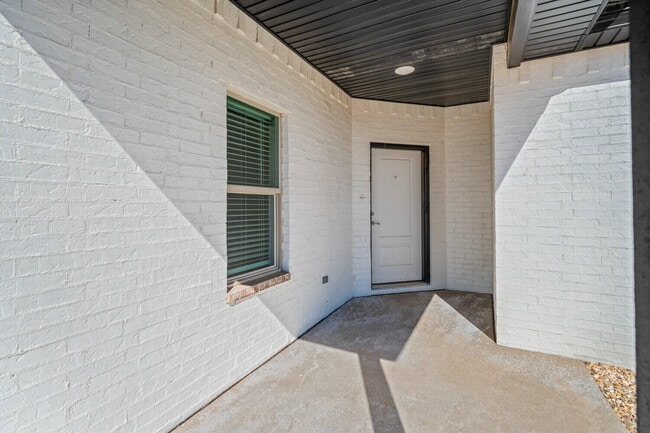 Building Photo - 4106 Trenton Ave