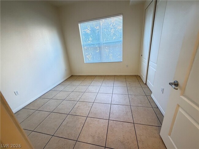 Building Photo - 38 E Serene Ave