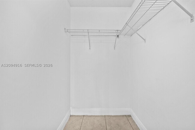 Building Photo - 2453 W 78th St