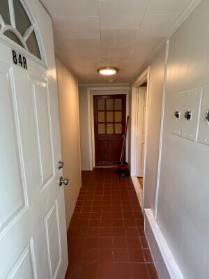 Building Photo - 84 Thorndike St