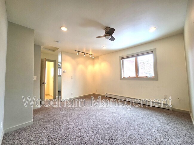 Building Photo - 321 N 22nd Ave