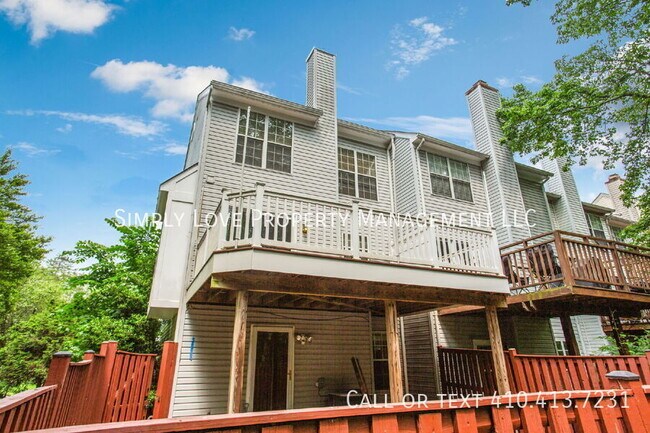 Building Photo - 2252 Commissary Cir