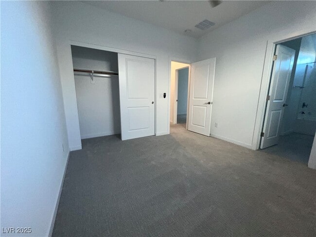 Building Photo - 549 Everett Ridge Ave