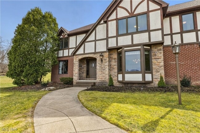 Building Photo - 4700 Barnsleigh Dr