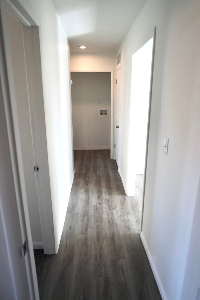 Building Photo - 1526 W 1650 N
