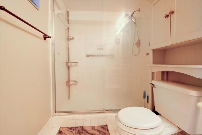 Building Photo - 300 SW 134th Way