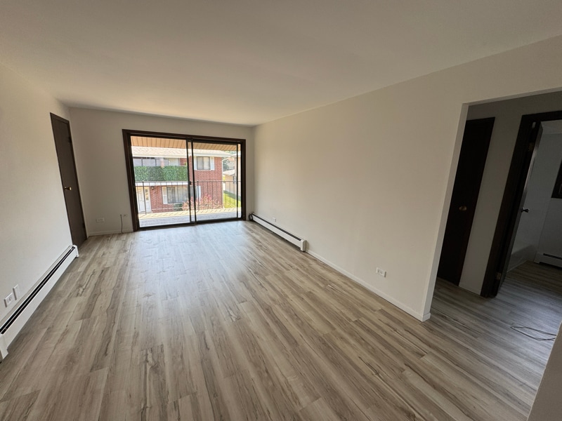 Building Photo - 14825 Kilpatrick Ave