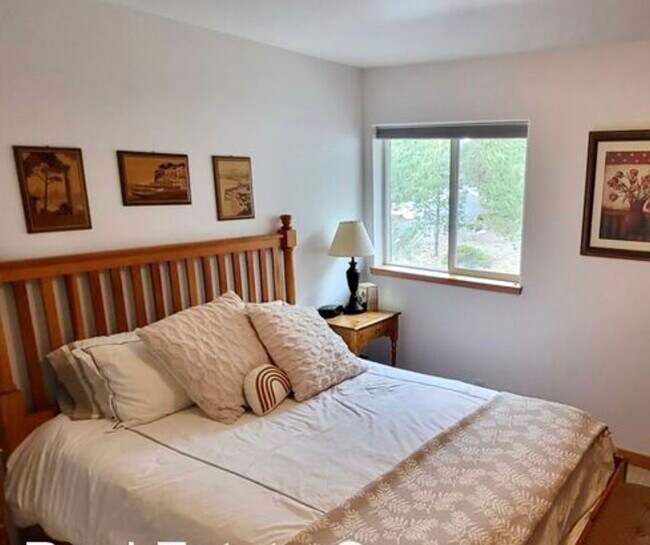 upstairs bedroom #1 - 60709 Golf Village Loop