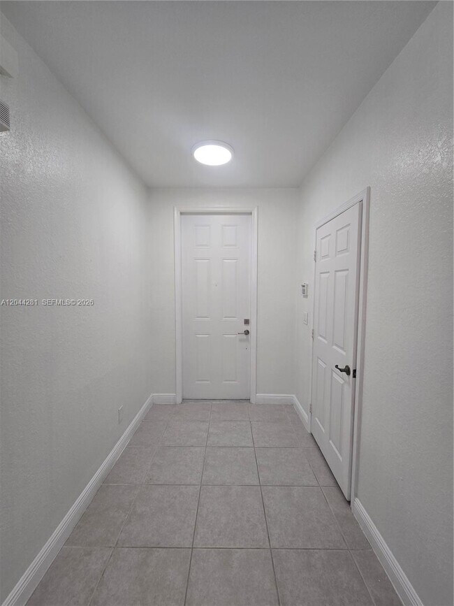Building Photo - 9738 Darlington Pl