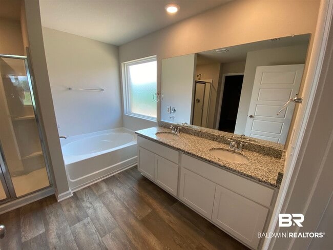 Building Photo - 8018 Irwin Loop