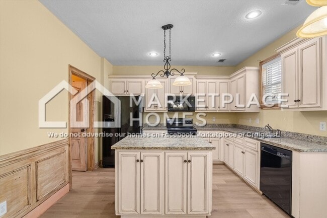 Building Photo - 4831 High Meadows Dr