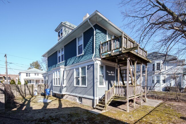 Building Photo - 814 Lancaster St