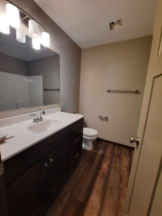 Building Photo - 4 BED | 3 BATH | SINGLE-FAMILY | DOUBLE GA...