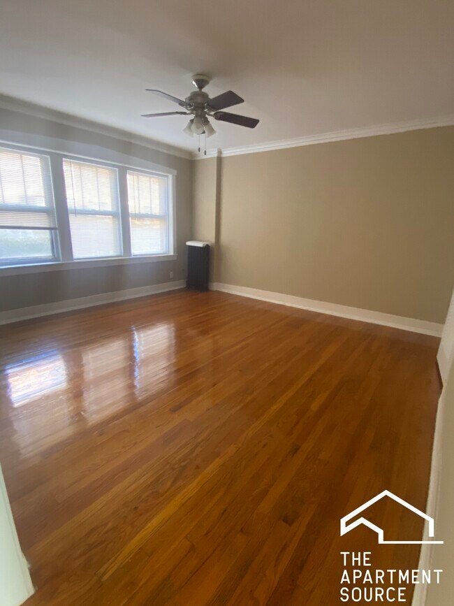 Building Photo - 100 Lincoln Ave