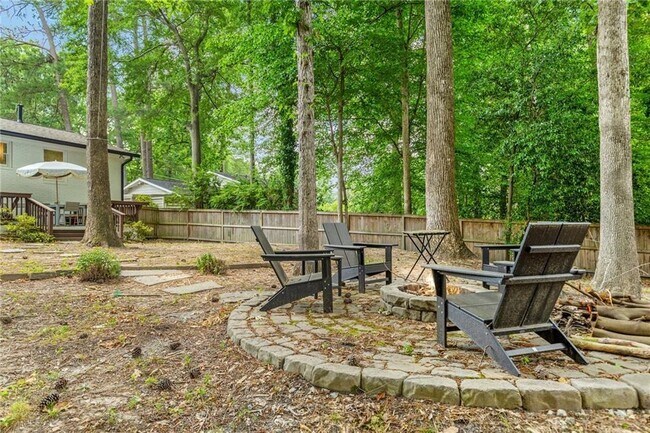 Building Photo - 2357 Cortez Way NE