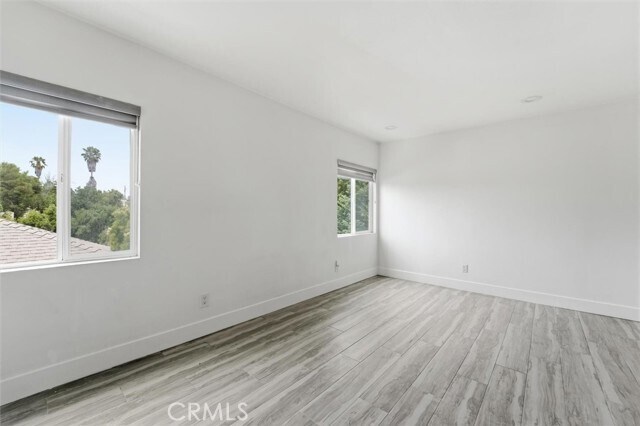 Building Photo - 709 Warren Ln