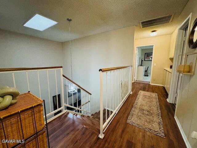 Building Photo - 40040 Bluebird Ln N