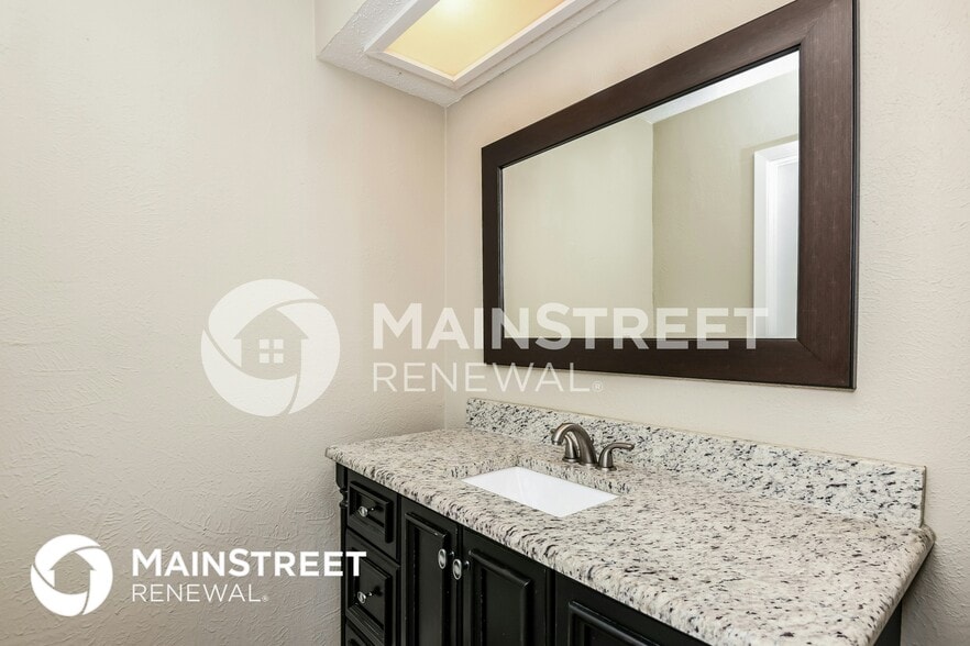 Building Photo - 2709 Meadow Isle Ln