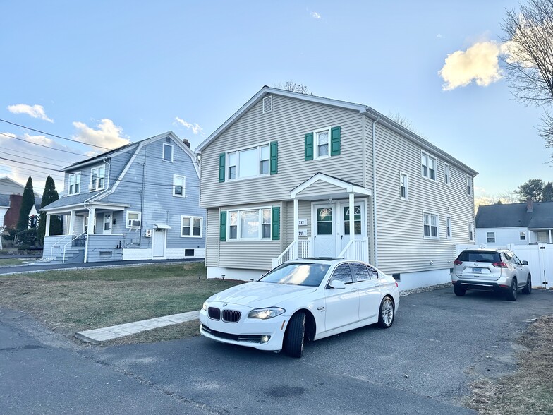 Primary Photo - 317 Alexander Ave