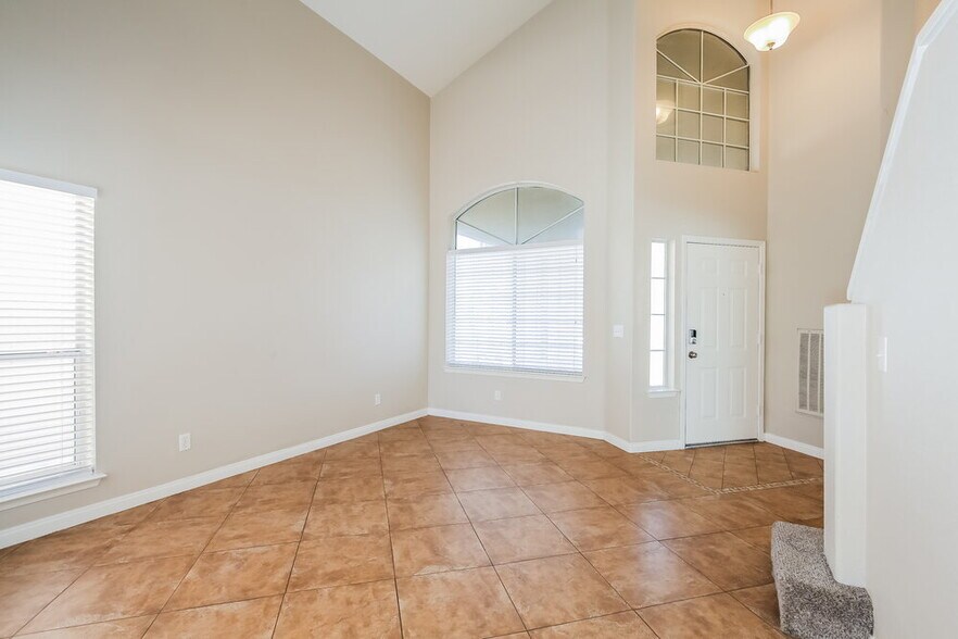 Building Photo - 4943 Monte Del Sol Ln