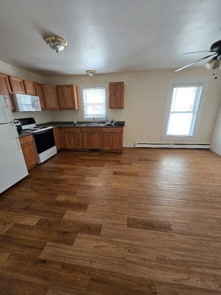 Building Photo - 15 Jackson St