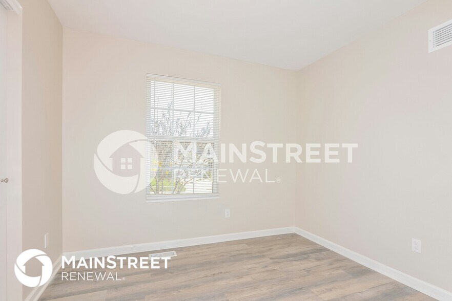 Building Photo - 27 Fawn View Ln