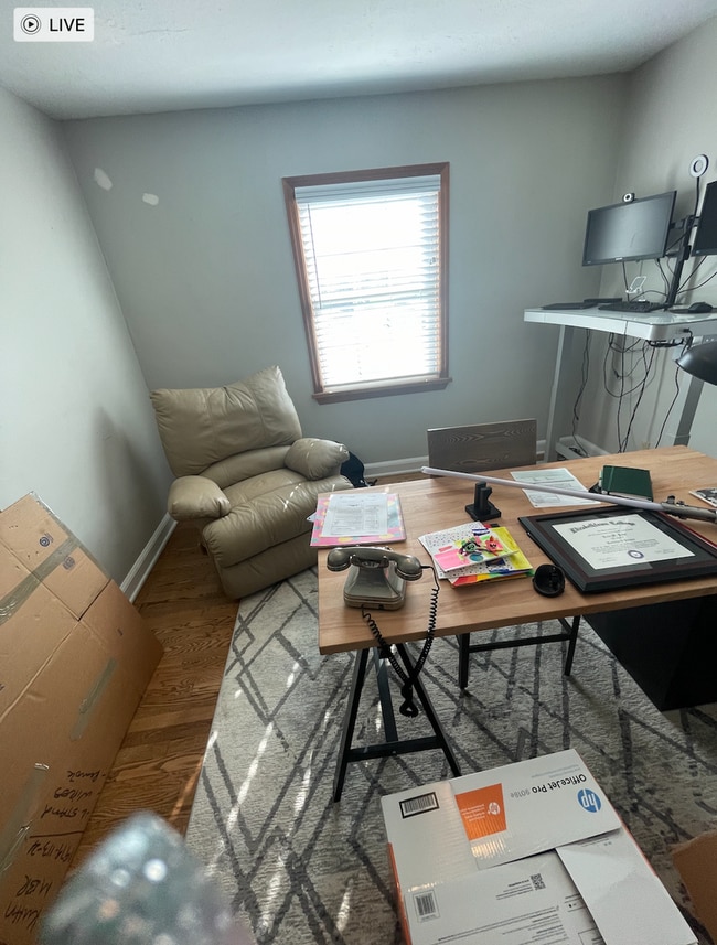 Building Photo - Beautiful Cape Cod 3 bedroom 2 bath- Ellwood City