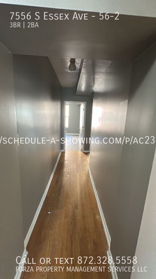 Building Photo - 7556 S Essex Ave