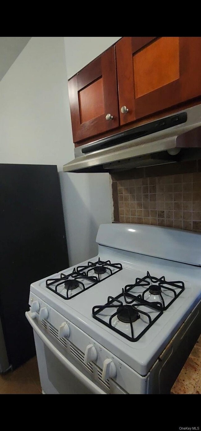 Building Photo - 120-15 Jamaica Ave