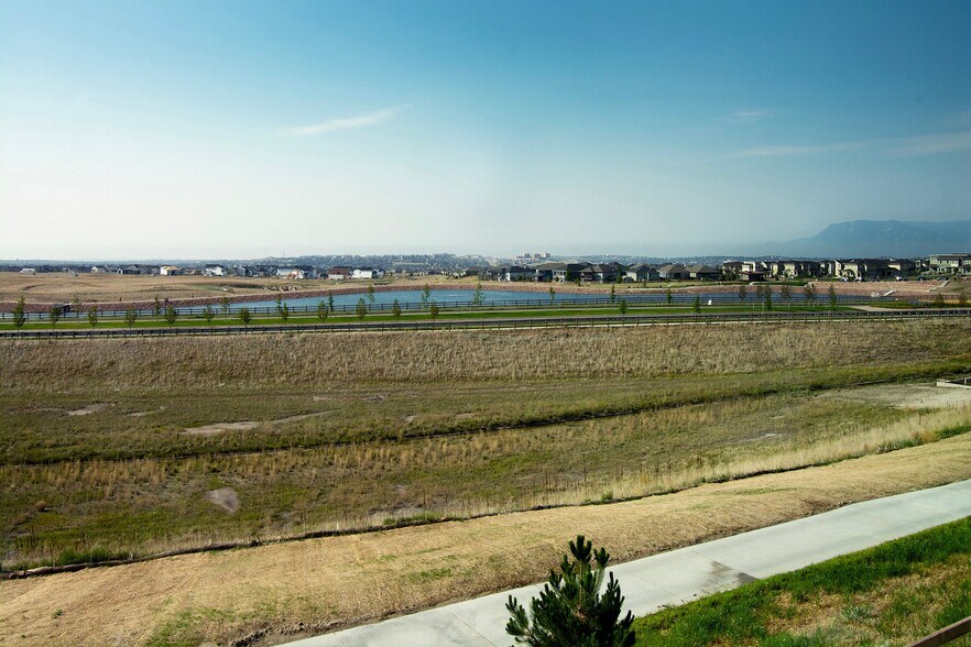 Building Photo - 7011 Knapp Dr