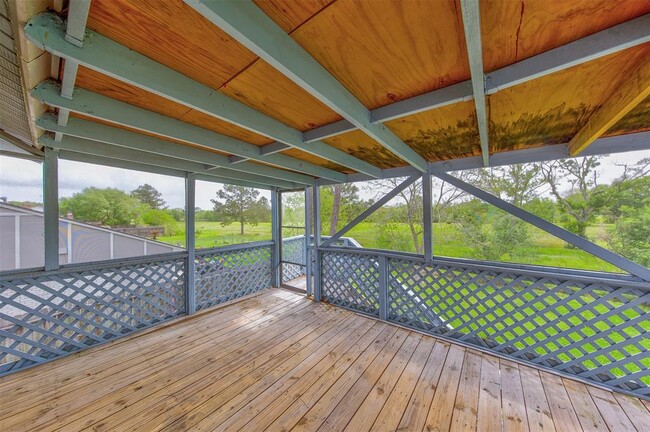 Building Photo - 263 E Castle Harbour Dr