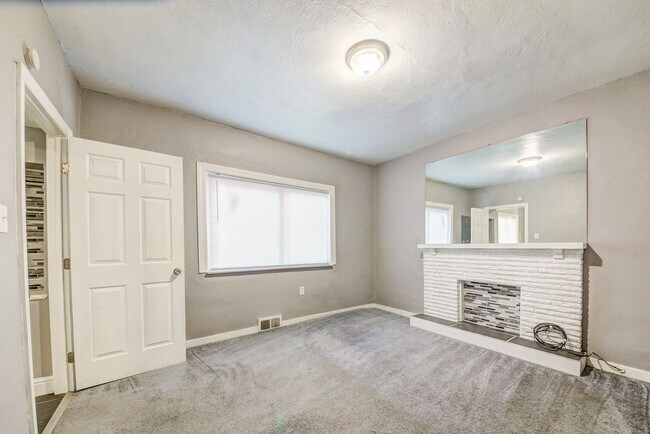 Building Photo - 311 Boggs Ave