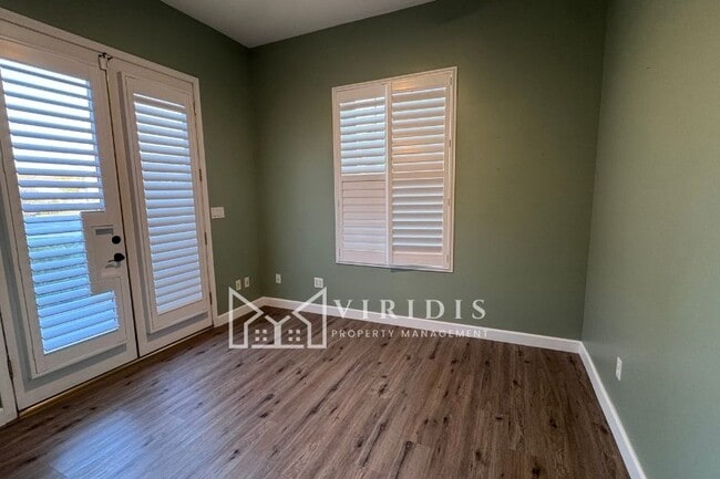 Building Photo - 9303 Via Lugano