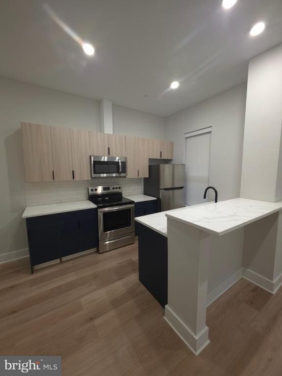 Building Photo - 3503 Midvale Ave