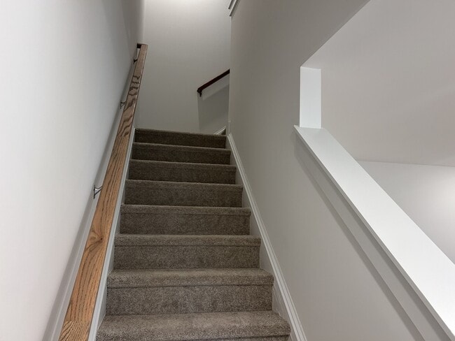 Building Photo - 1329 Maplesmith Wy