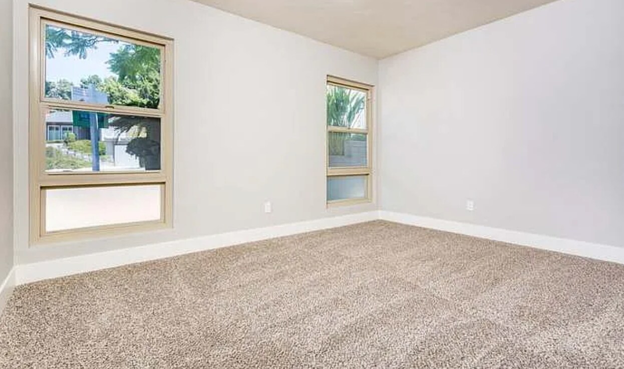 Building Photo - 5620 Adobe Falls Pl