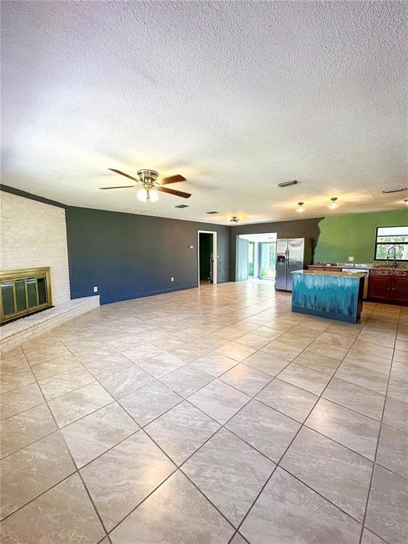 Building Photo - 1302 SE 18th Pl