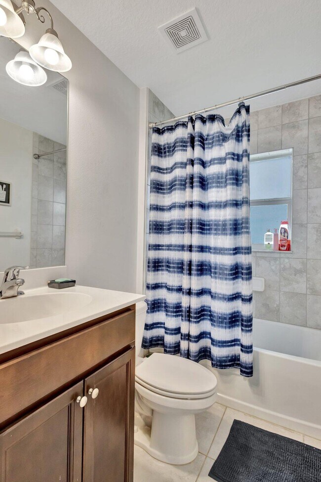 Building Photo - 9709 Starboard Dr