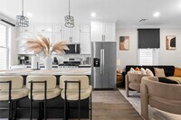 Building Photo - 3316 Summit Ave