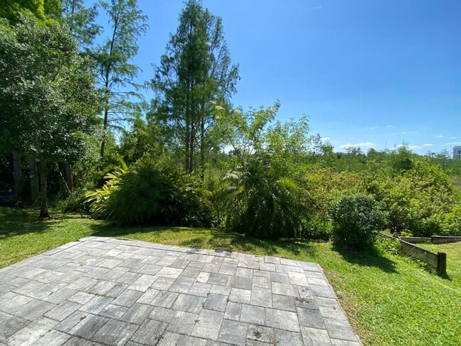 Building Photo - 3/2 in Eagle Marsh of LPGA