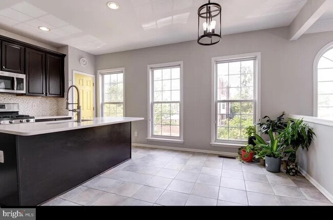Building Photo - 13118 Rose Petal Cir
