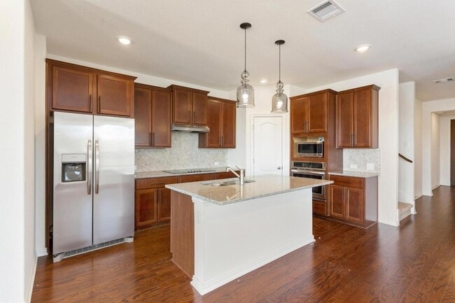 Building Photo - 1001 Ridge Runner Dr