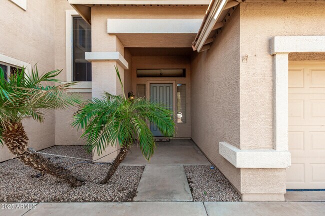 Building Photo - 1715 W Morelos St