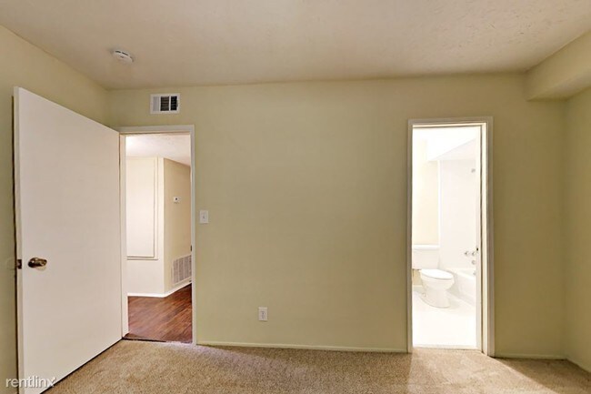 Building Photo - 105 Glace Rd