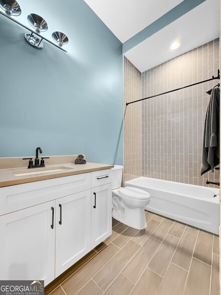 Building Photo - 10866 Serenbe Ln