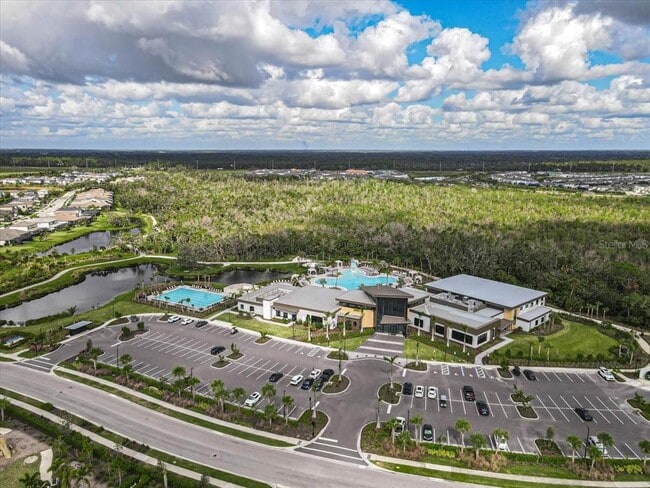 Building Photo - 7782 Waning Moon Wy