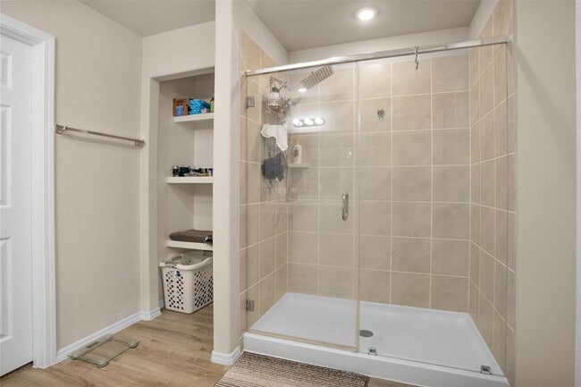 Building Photo - 14211 Sedona Rdg Dr